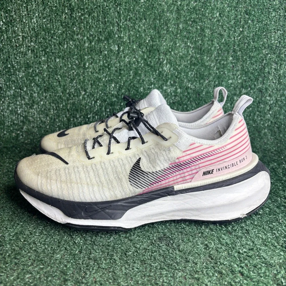 Nike Invincible Run 3 Flyknit ZoomX Athletic Running Sneaker White Mens Size 9.5